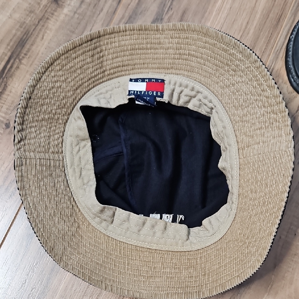 Tommy Hilfiger Vintage Black Corduroy Bucket Hat - Picture 7 of 7